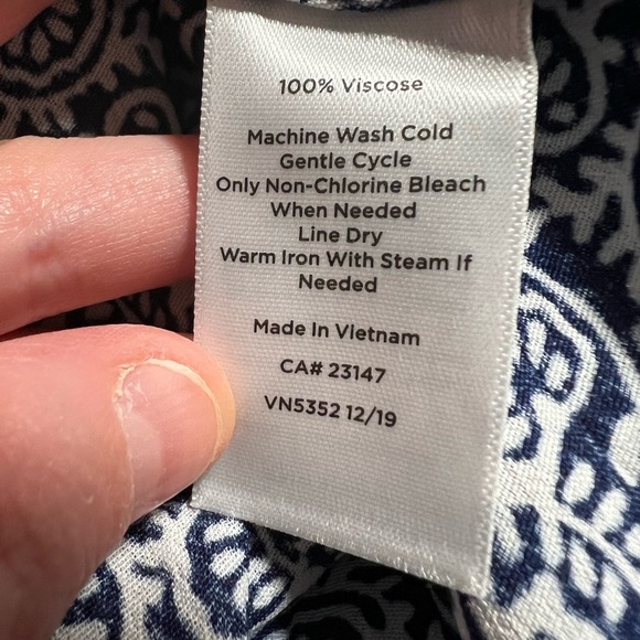 Talbots Blue/White Wrap Short Sleeve Blouse Top Size Large - Picture 8 of 8